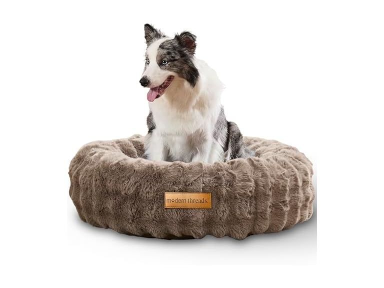 Modern Threads Calming Donut Dog Bed for Medium Dogs