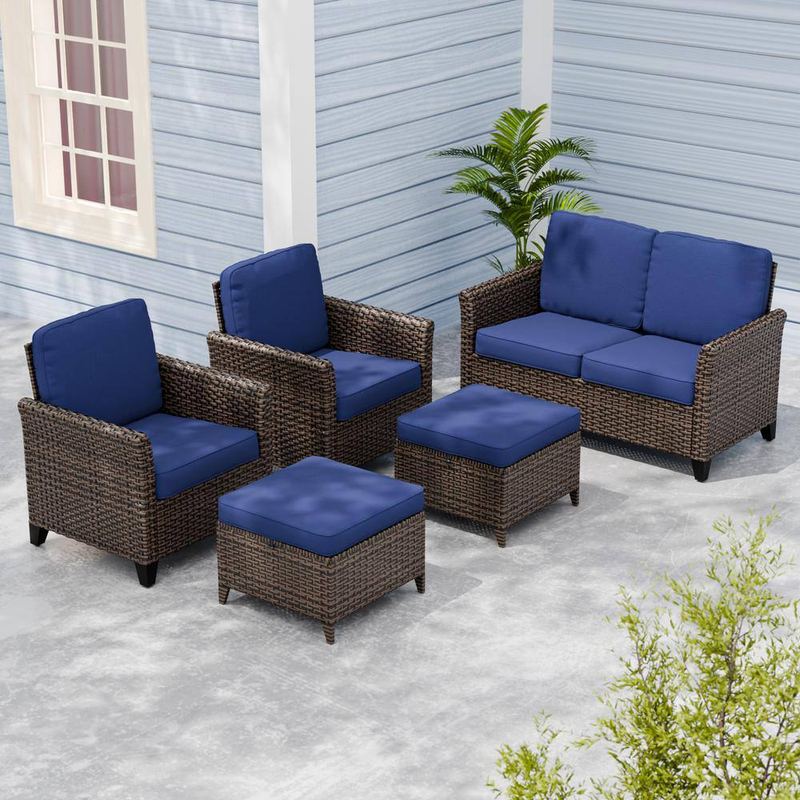 EAGLE PEAK - 5-Piece Mix Brown Wicker Patio Conversation Set Wide Armrest Loveseat Sofa Seating Set with Blue Cushions, Ottomans