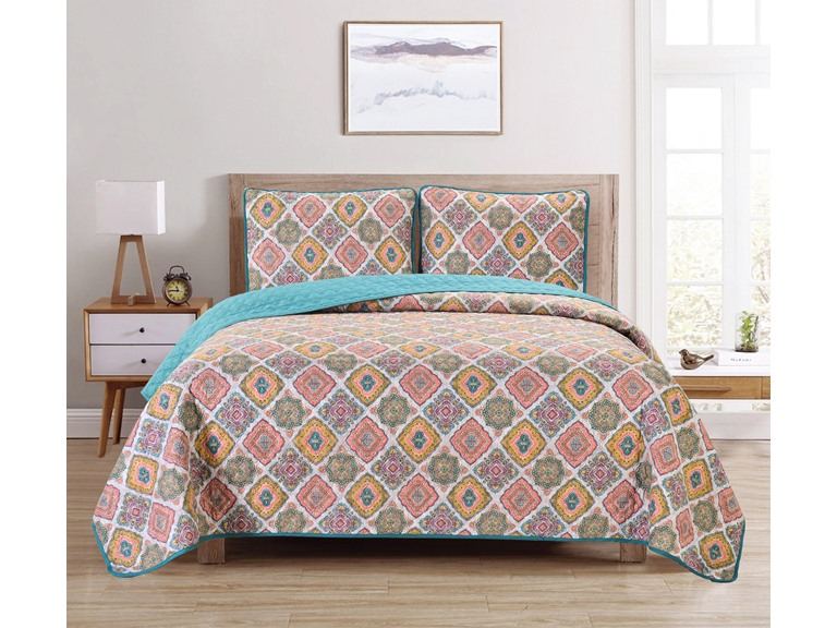 70% OFF: Reversible Printed Quilt Set (3 Piece)