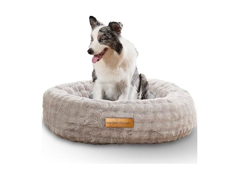 Modern Threads Calming Donut Dog Bed, Grey