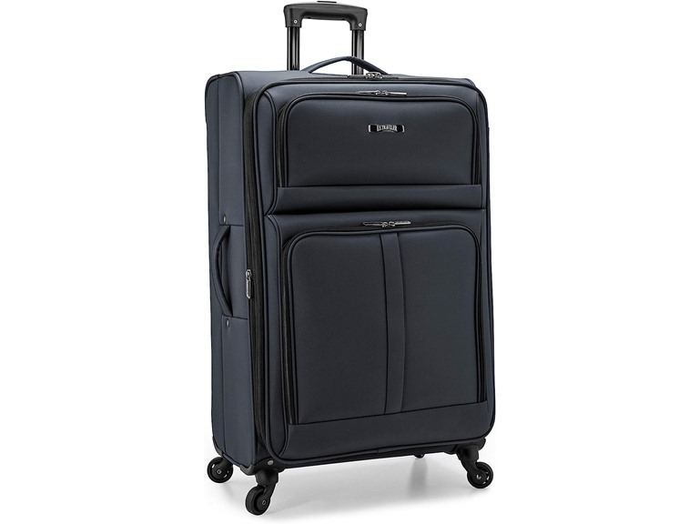 U.S. Traveler Anzio Softside Spinner, 30" Checked