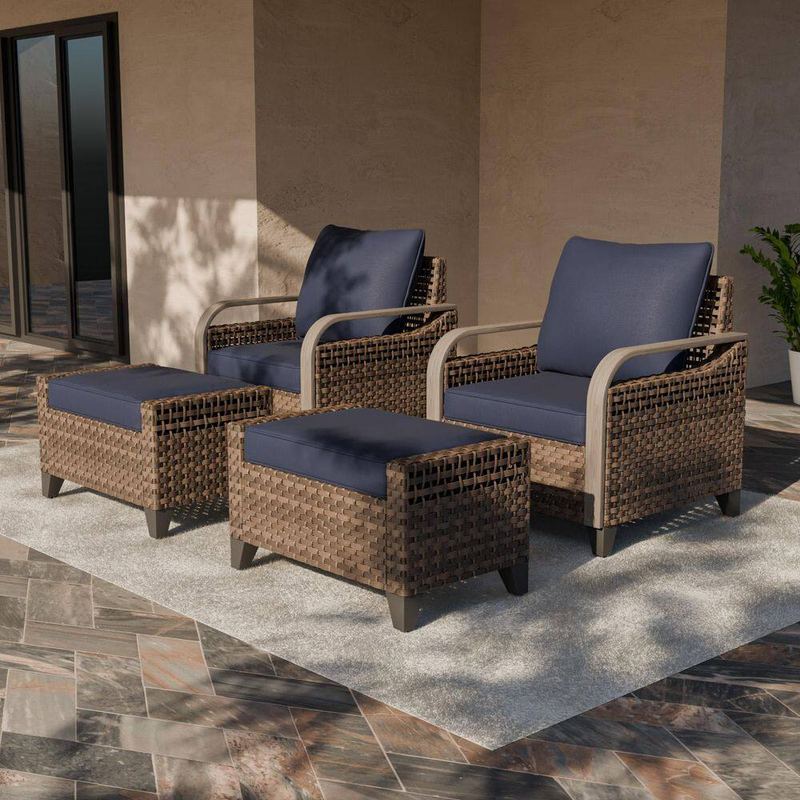 EAGLE PEAK - 4-Piece Brown Wicker Outdoor Lounge Chair with Blue Cushions with Ottomans